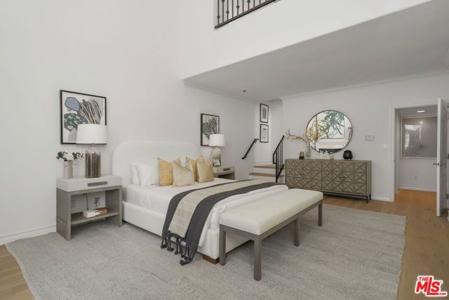 11723 Mayfield Avenue 4, Los Angeles, CA 90049