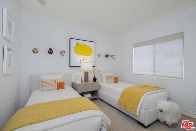 11723 Mayfield Avenue 4, Los Angeles, CA 90049