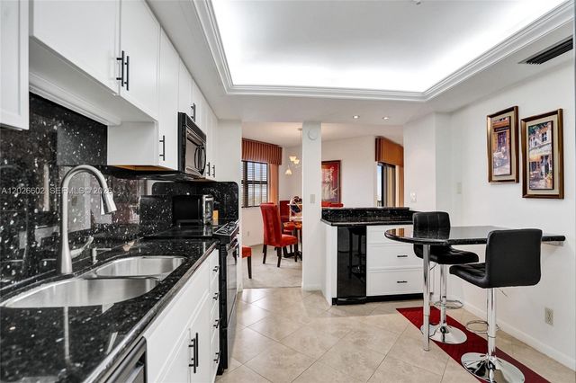 501 N Riverside Drive PH2, Pompano Beach, FL 33062