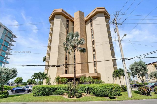 501 N Riverside Drive PH2, Pompano Beach, FL 33062