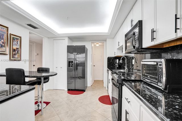 501 N Riverside Drive PH2, Pompano Beach, FL 33062