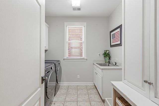 1481 KIMBROUGH RD, Germantown, TN 38138