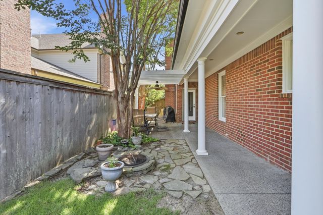 1481 KIMBROUGH RD, Germantown, TN 38138