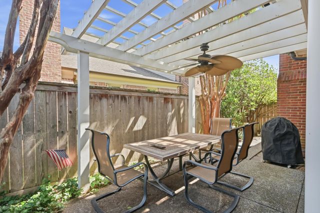1481 KIMBROUGH RD, Germantown, TN 38138
