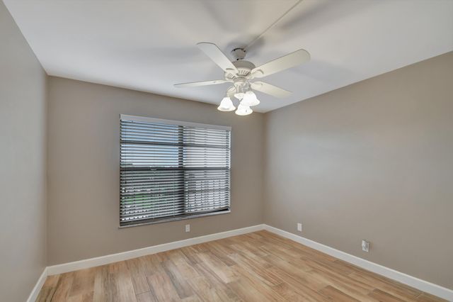 4640 W Lucerne Lakes Blvd W 502, Lake Worth, FL 33467