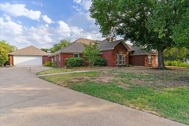 501 Valle Vista Court, Keller, TX 76248