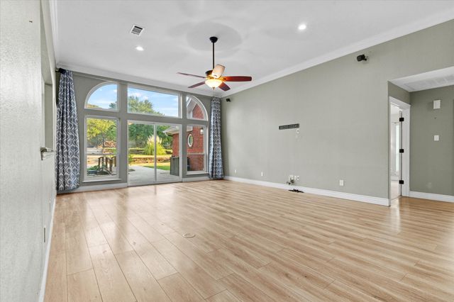 501 Valle Vista Court, Keller, TX 76248