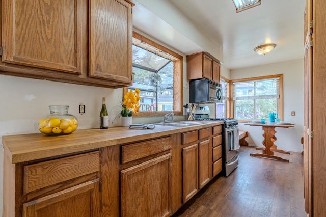 164 Pacific, Pacifica, CA 94044