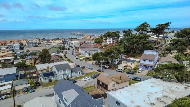 164 Pacific, Pacifica, CA 94044