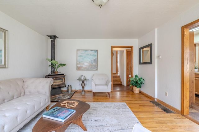 164 Pacific, Pacifica, CA 94044