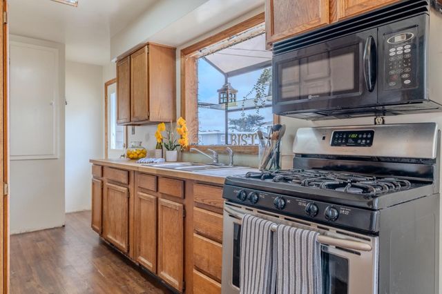 164 Pacific, Pacifica, CA 94044