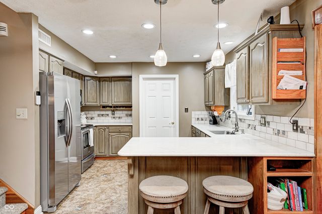 6 Rosecrans Court, Brownsburg, IN 46112