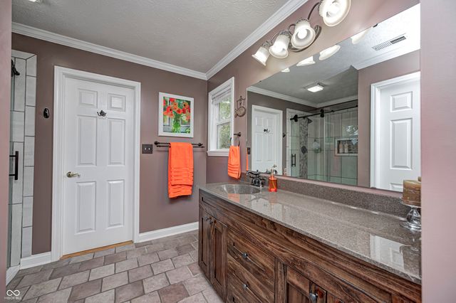 6 Rosecrans Court, Brownsburg, IN 46112