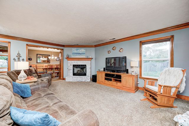 6 Rosecrans Court, Brownsburg, IN 46112