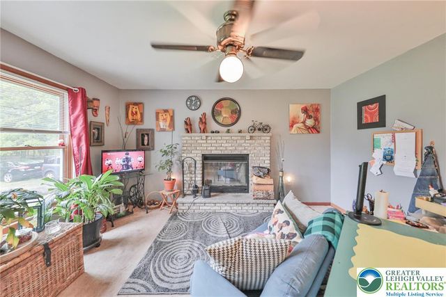 4608 West Pine Ridge Drive, Lehman Twp, PA 18324
