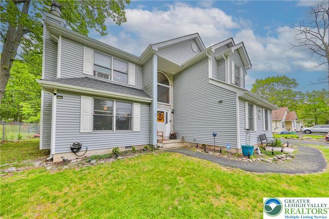 4608 West Pine Ridge Drive, Lehman Twp, PA 18324