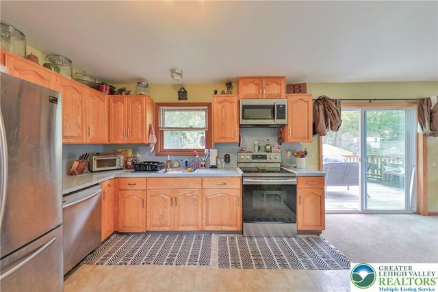 4608 West Pine Ridge Drive, Lehman Twp, PA 18324