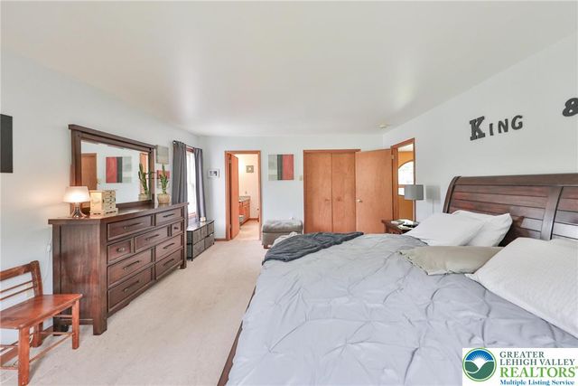 4608 West Pine Ridge Drive, Lehman Twp, PA 18324