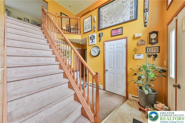 4608 West Pine Ridge Drive, Lehman Twp, PA 18324