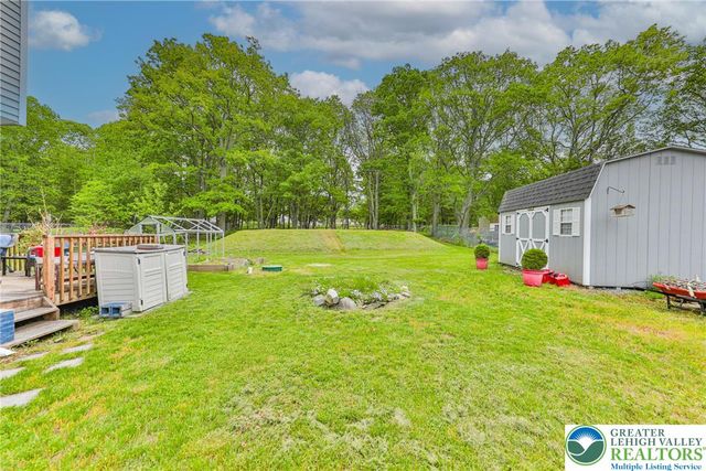 4608 West Pine Ridge Drive, Lehman Twp, PA 18324