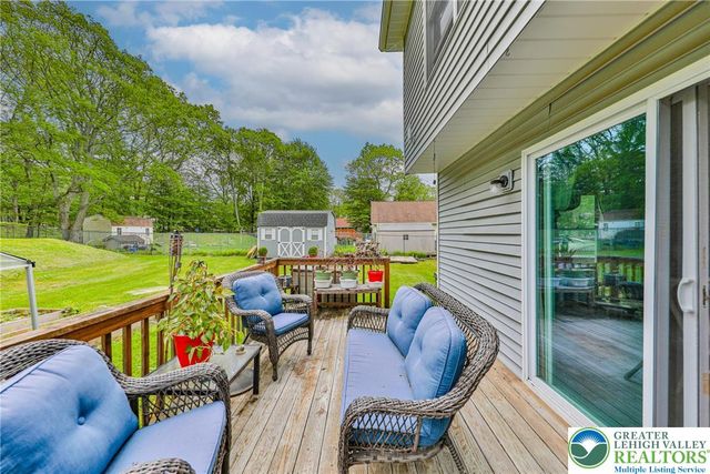 4608 West Pine Ridge Drive, Lehman Twp, PA 18324