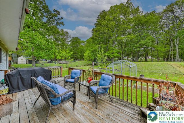 4608 West Pine Ridge Drive, Lehman Twp, PA 18324