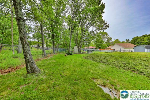 4608 West Pine Ridge Drive, Lehman Twp, PA 18324