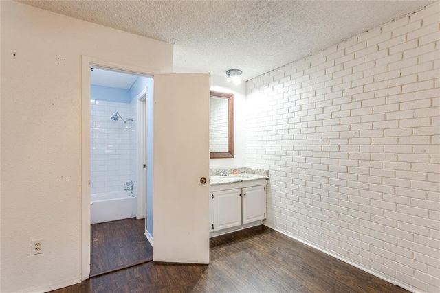 3321 Rock Creek Way, Oklahoma City, OK 73120