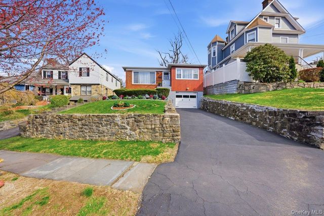 416 Hawthorne Avenue, Yonkers, NY 10705