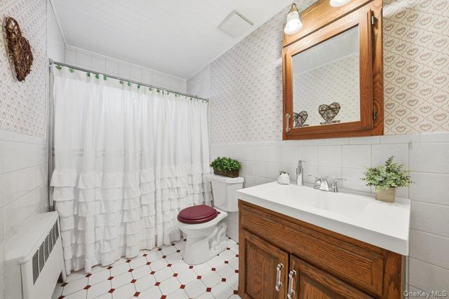 416 Hawthorne Avenue, Yonkers, NY 10705