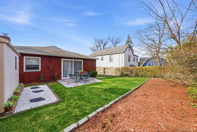 416 Hawthorne Avenue, Yonkers, NY 10705