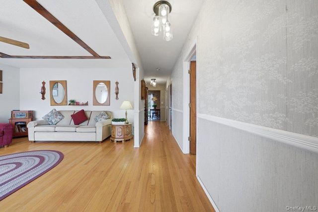 416 Hawthorne Avenue, Yonkers, NY 10705