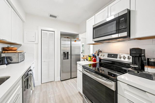 2640 SW 13th Avenue, Fort Lauderdale, FL 33315