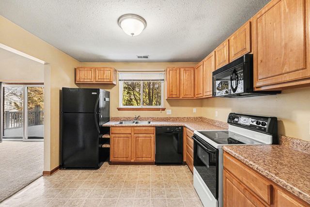 308 Marigold Circle, Westland, MI 48185