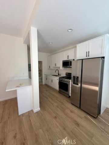 405 W Broadway E, Glendale, CA 91204
