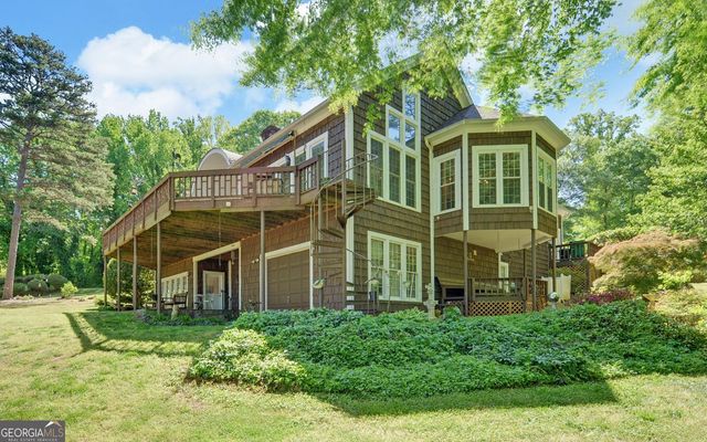 1700 Harbor Light Marina Road, Lavonia, GA 30553