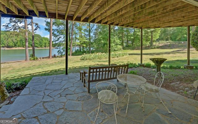 1700 Harbor Light Marina Road, Lavonia, GA 30553