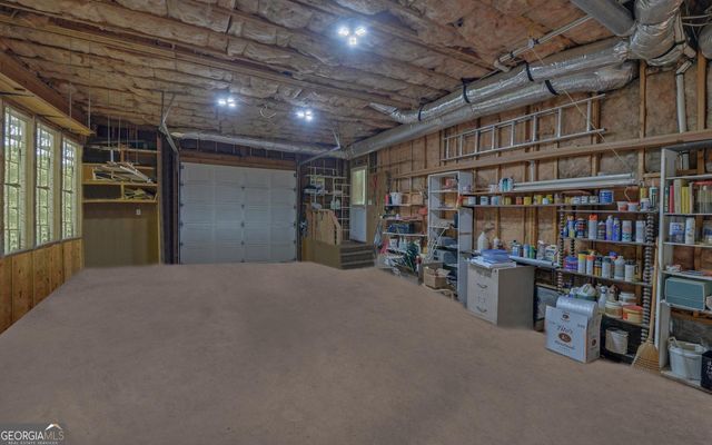 1700 Harbor Light Marina Road, Lavonia, GA 30553