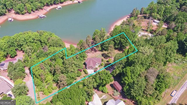 1700 Harbor Light Marina Road, Lavonia, GA 30553