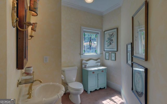 1700 Harbor Light Marina Road, Lavonia, GA 30553
