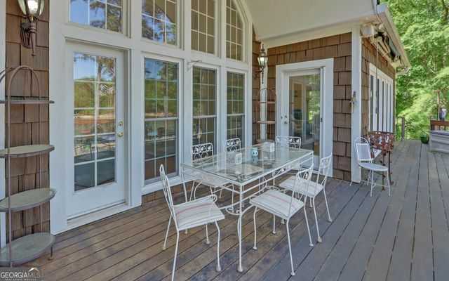 1700 Harbor Light Marina Road, Lavonia, GA 30553