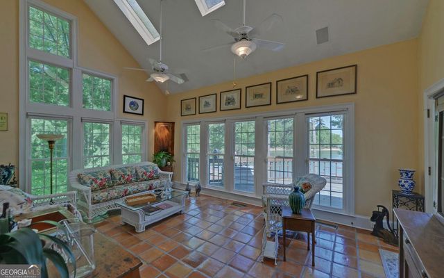 1700 Harbor Light Marina Road, Lavonia, GA 30553