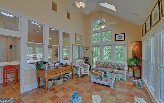 1700 Harbor Light Marina Road, Lavonia, GA 30553