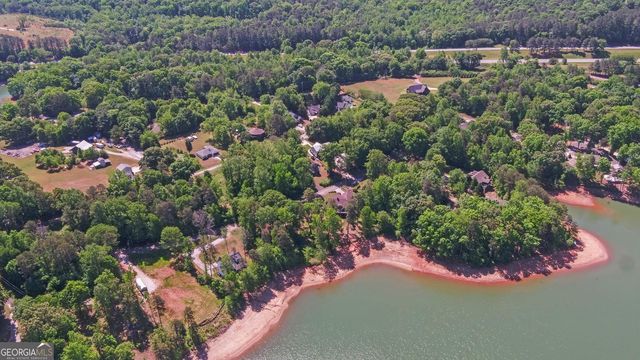 1700 Harbor Light Marina Road, Lavonia, GA 30553