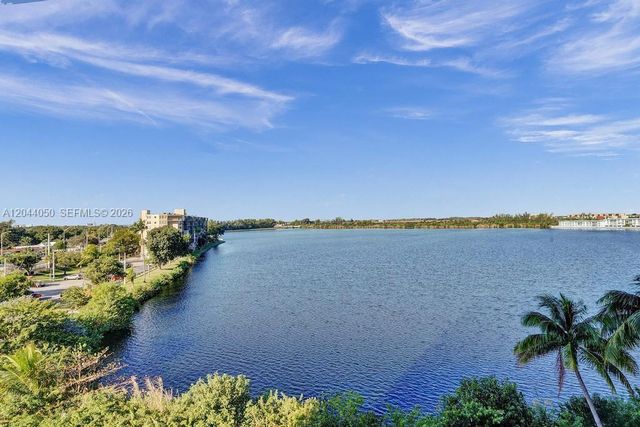 1301 NE Miami Gardens Drive 322W, Miami, FL 33179