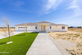 8546 W Avenue D4, Lancaster, CA 93536