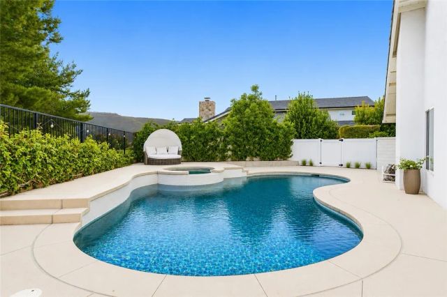 23812 Inverness Place, Laguna Niguel, CA 92677