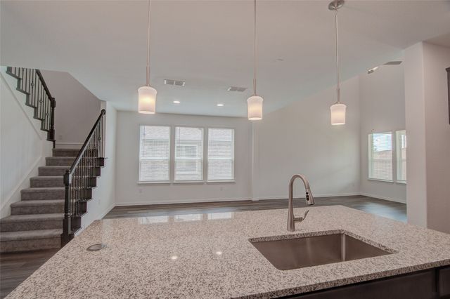 1535 Echo Bluff Drive, Celina, TX 75009