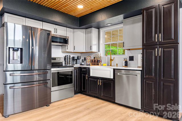 1149 Conley Mountain Association Road, Whittier, NC 28789