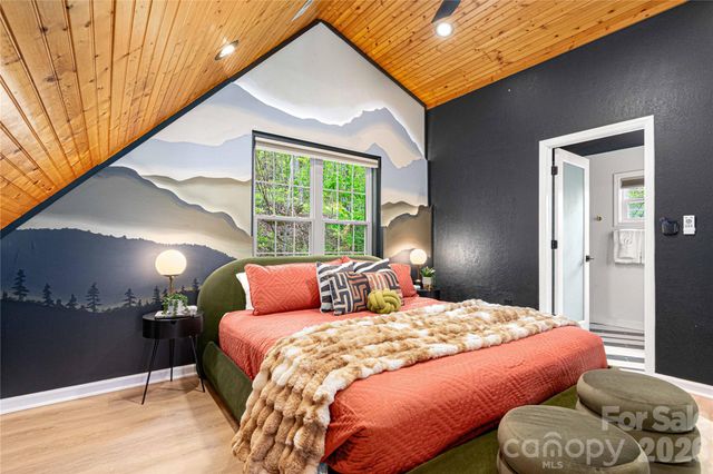 1149 Conley Mountain Association Road, Whittier, NC 28789